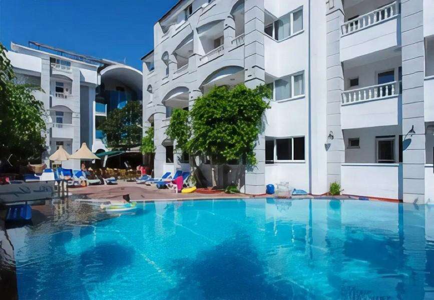 Turizm Cenneti Marmaris’te Denize Sıfır Two Seas Hotel İcradan 180 Milyon TL’den Satışa Çıkarıldı 7